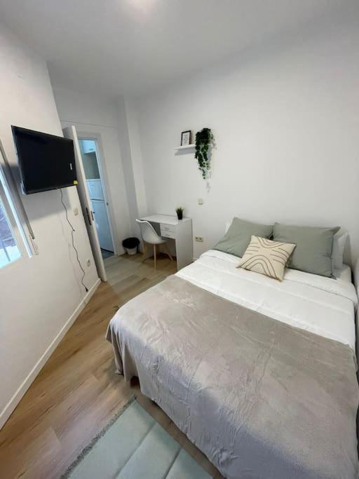 Juan Pantoja, Apartamento Para 2 En Metro Alvarado Madrid Dış mekan fotoğraf