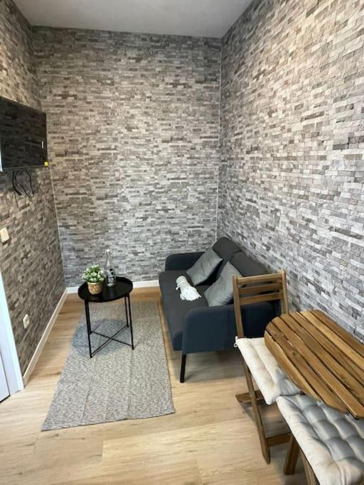 Juan Pantoja, Apartamento Para 2 En Metro Alvarado Madrid Dış mekan fotoğraf
